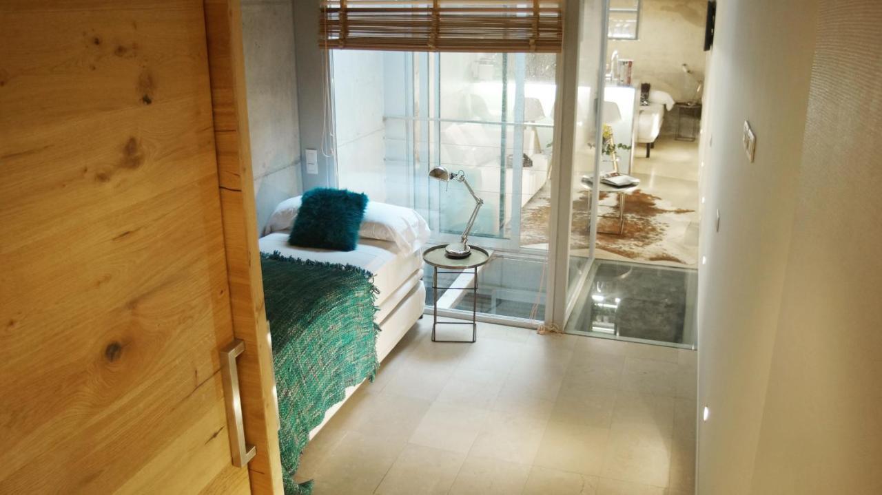 My Space Pool Center * Barcelone